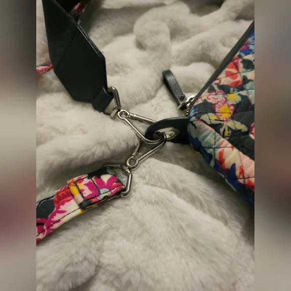 EUC Vera Bradley Carson Shoulder Crossbody Bag And RFID Georgia Wallet - Picture 5 of 8